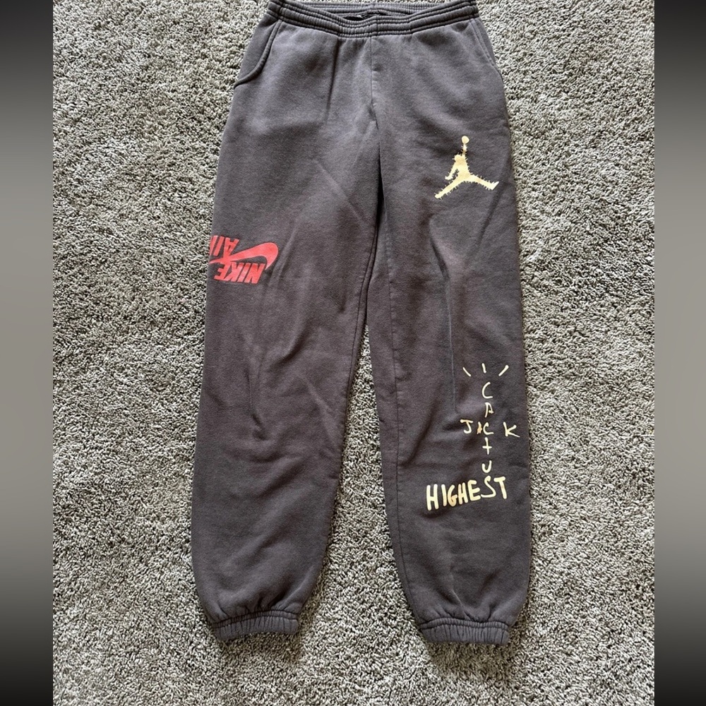 Cactus Jack by Travis Scott Brown Sweatpants with Red and Gold Details - Picture 3 of 4
